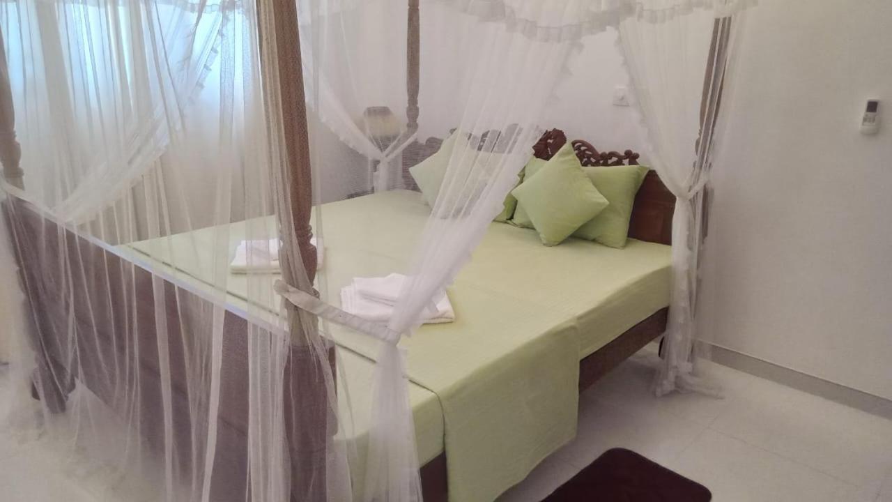 Movi Holiday Apartment Бентота Екстер'єр фото